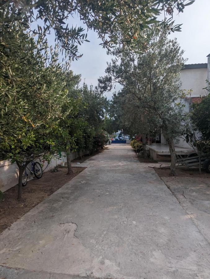 Вілла Λευτέρης Істмія Екстер'єр фото